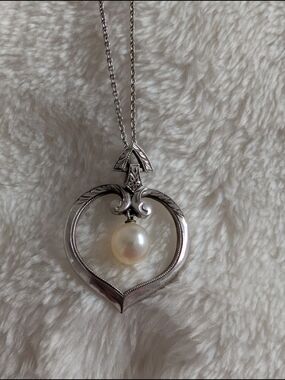 Sterling Silver Heart Pendant Necklace w/ Freshwater Pearl |20” Romantic Vintage